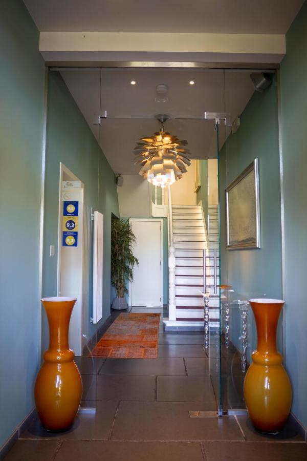 B&B Saint-Georges -Located In The City Centre Of Bruges- Extérieur photo Interior of the house
