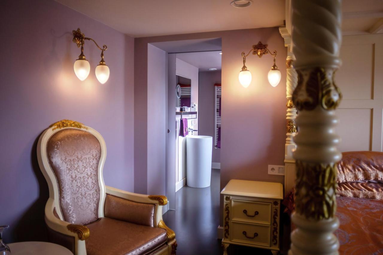 B&B Saint-Georges -Located In The City Centre Of Bruges- Extérieur photo A room in the hotel